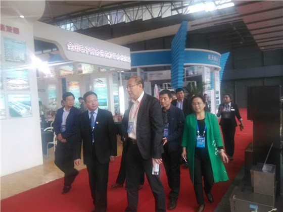 廚房設(shè)備  廚房設(shè)備