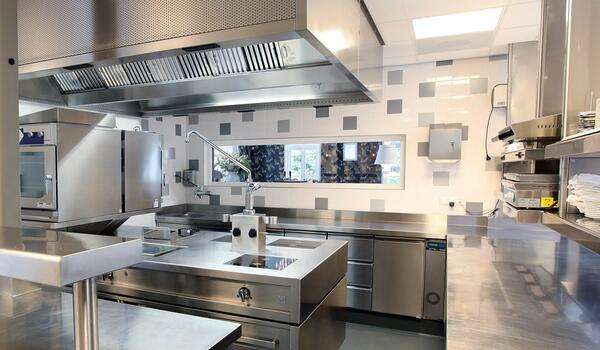 廚房設備 廚房設備