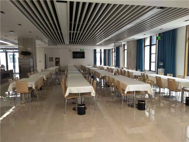 商用廚房設(shè)備